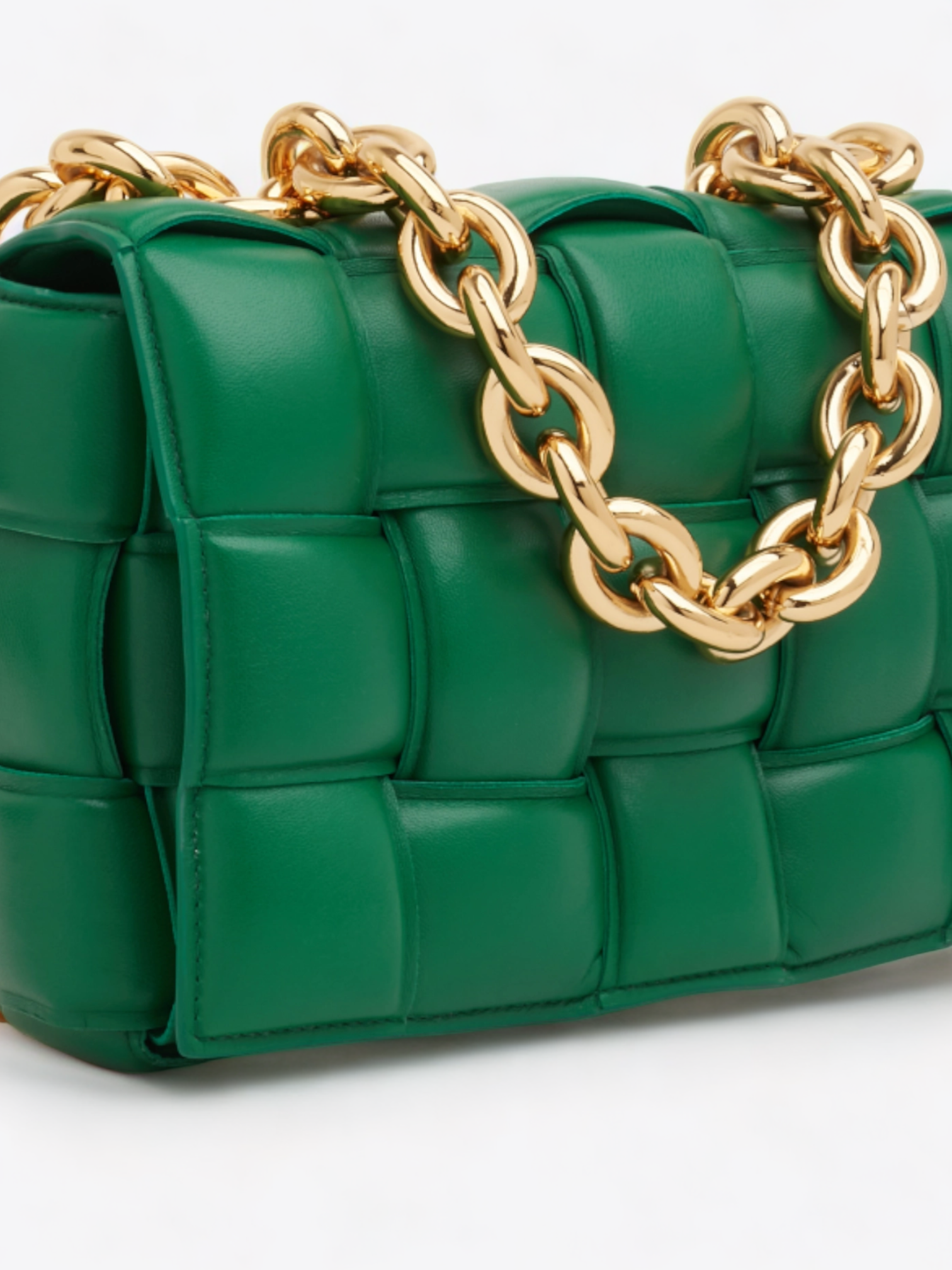 Luxe Bottega Veneta Chain Cassette Groen tas huren voor 36