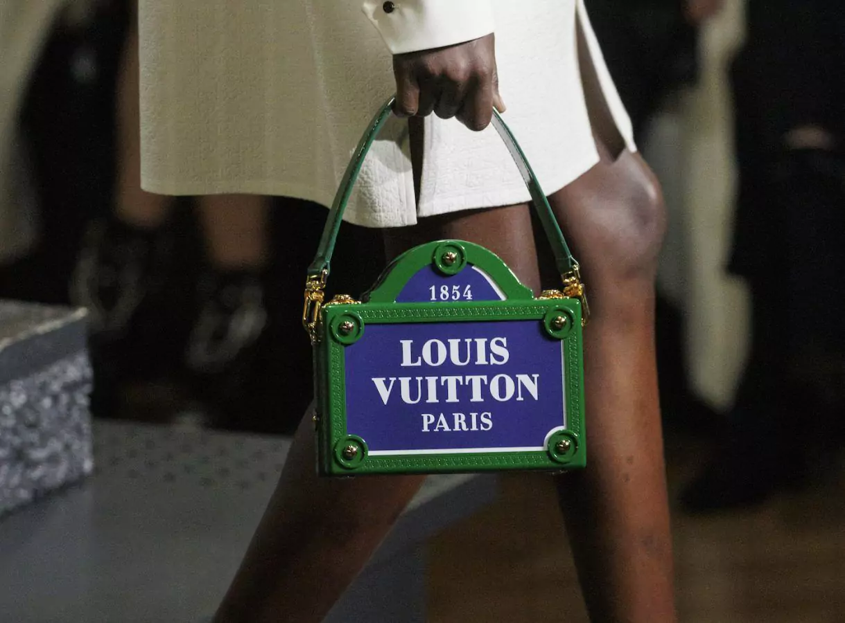 Précollection Automne 2023  Nouveautés  Collection de luxe  LOUIS  VUITTON