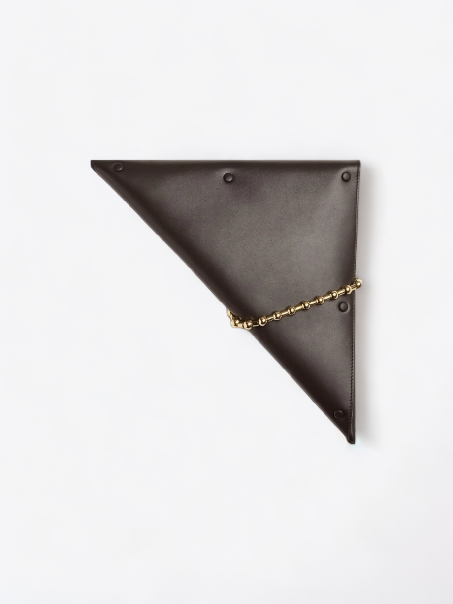 Vermietung Bottega Veneta Triangle Clutch Ab 28 Tag