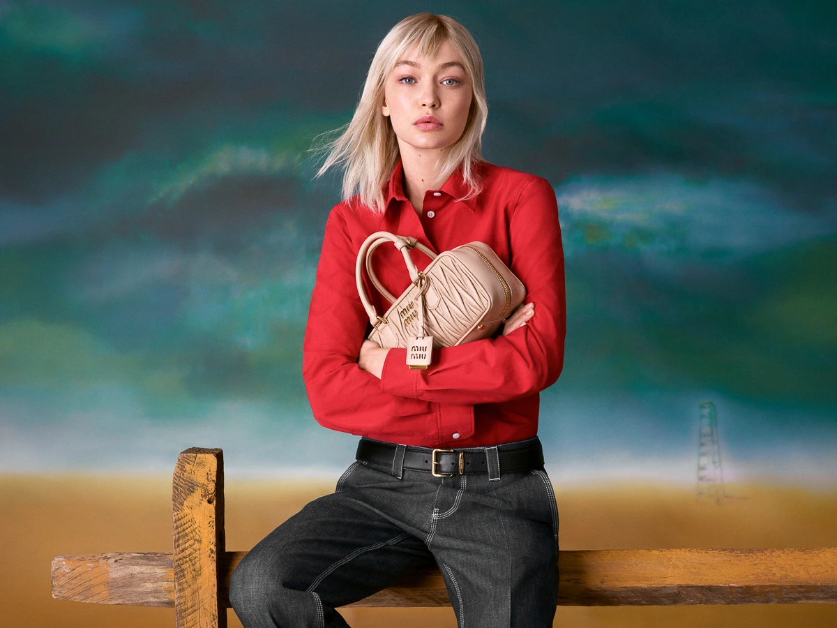 Kaleidoskop an Lederwaren und Accessoires von Bulgari 10 svg+xml;charset=utf