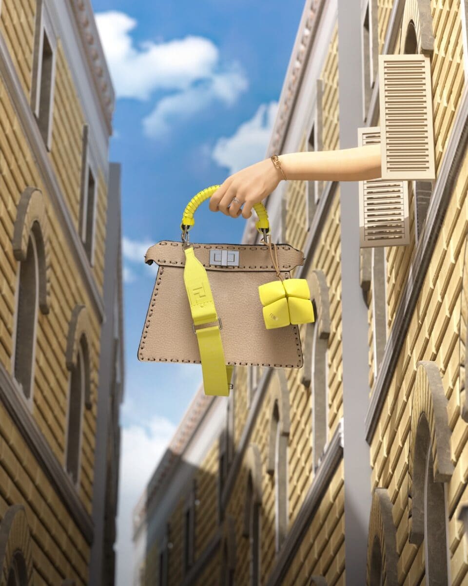 WELPOP Fendi lance le Make Up Your Peekaboo 1