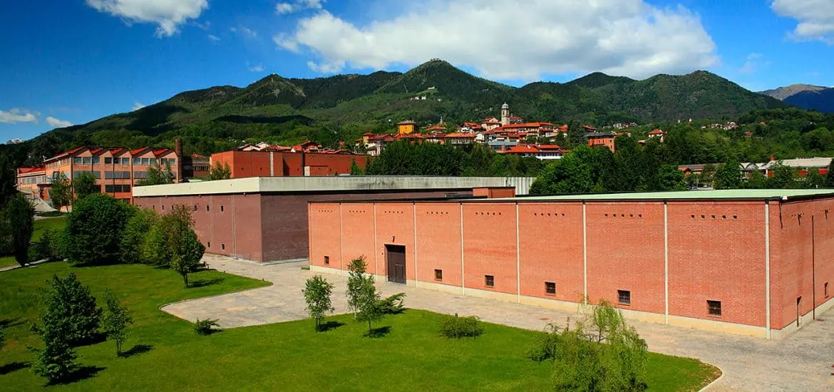 Vorstellung der Etro Vela Tasche 14 svg+xml;charset=utf