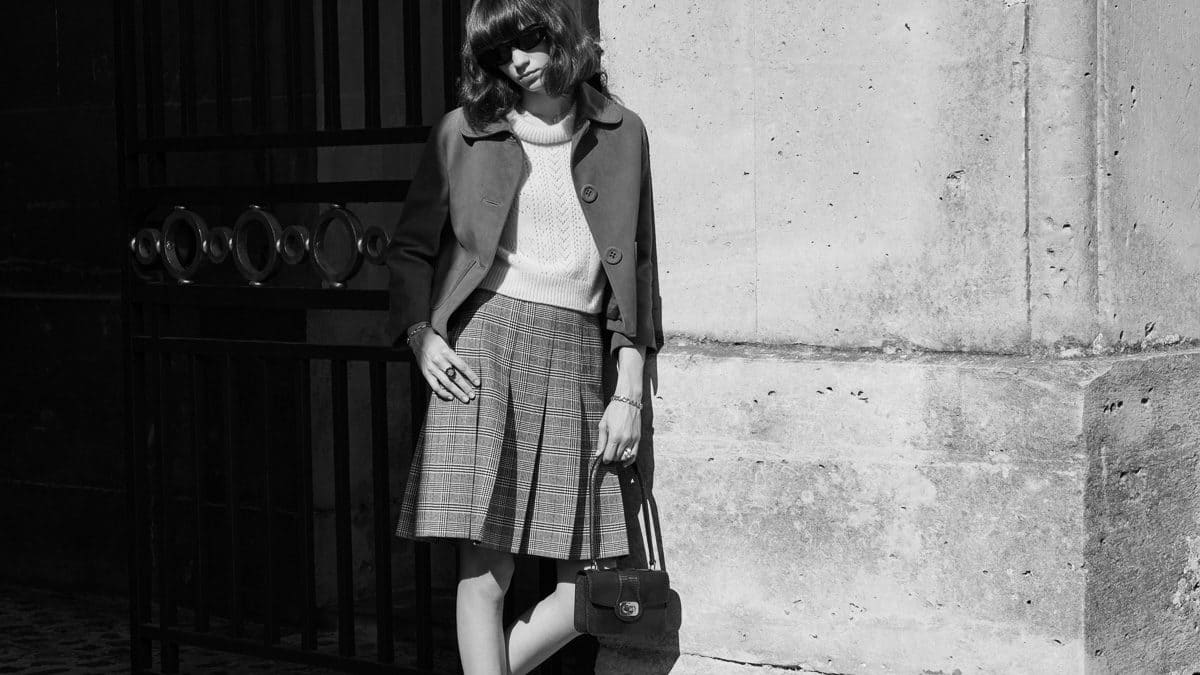 Die Gucci Horsebit Chain Tasche feiert den 70. Geburtstag des ikonischen Symbols 13 svg+xml;charset=utf