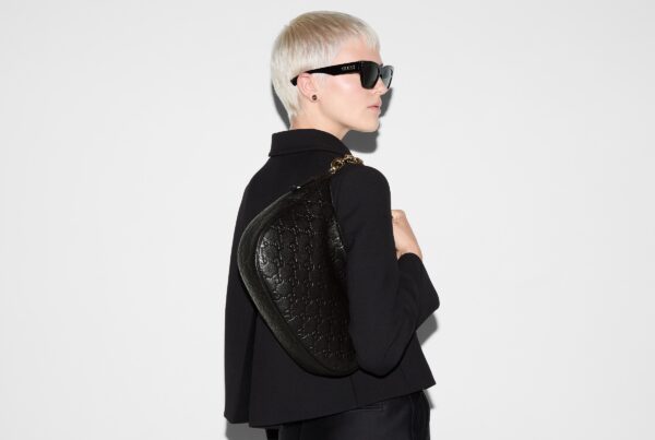 820453 AAEEM 1000 003 100 0000 Light Sac paule GG Emblem format moyen