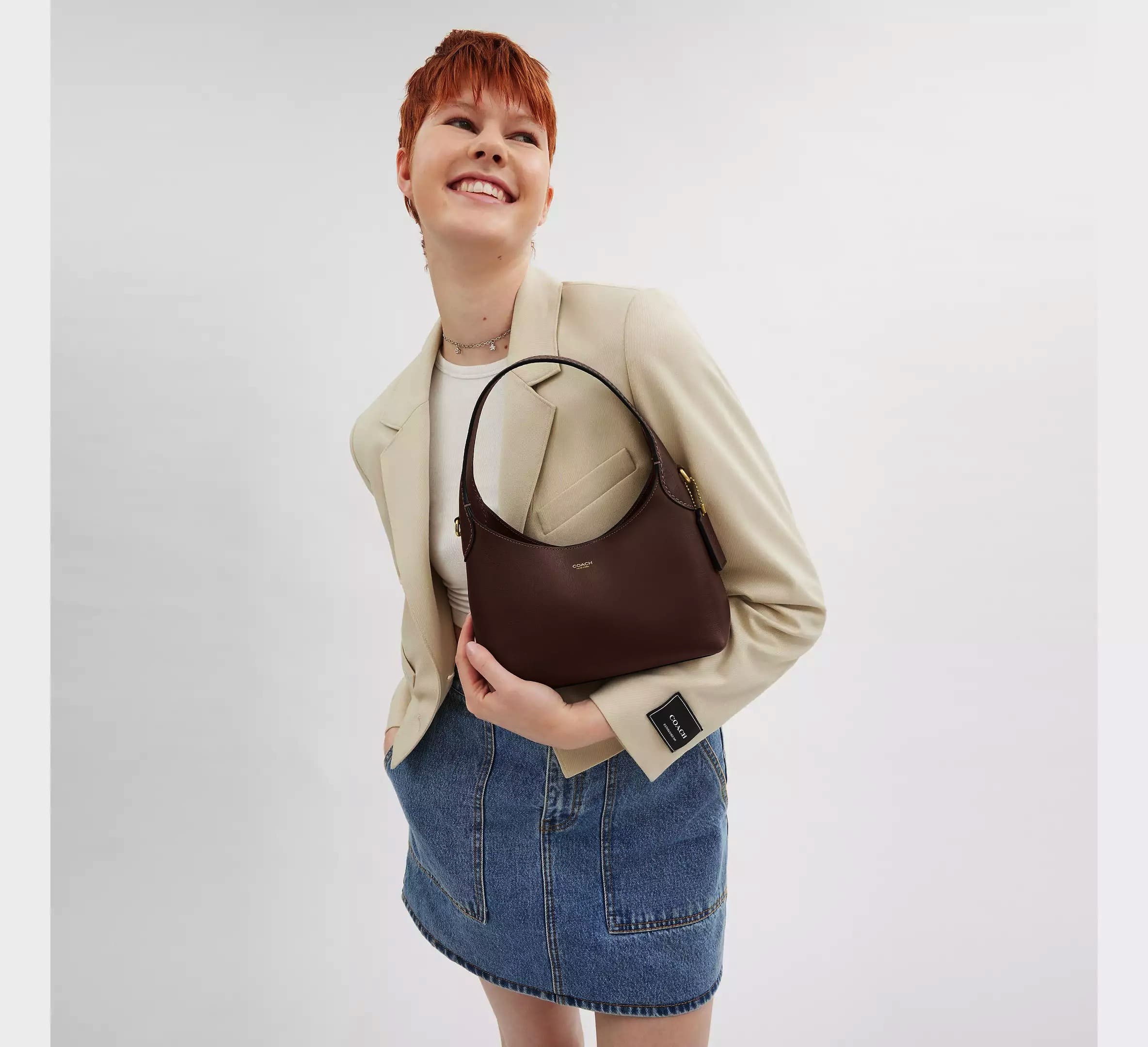 Entdecken Sie die Low Key-Kollektion von Louis Vuitton 14 svg+xml;charset=utf