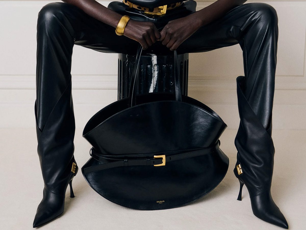 Phoebe Philo enthüllt ihre erste Taschenkollektion (und mehr!) 9 svg+xml;charset=utf