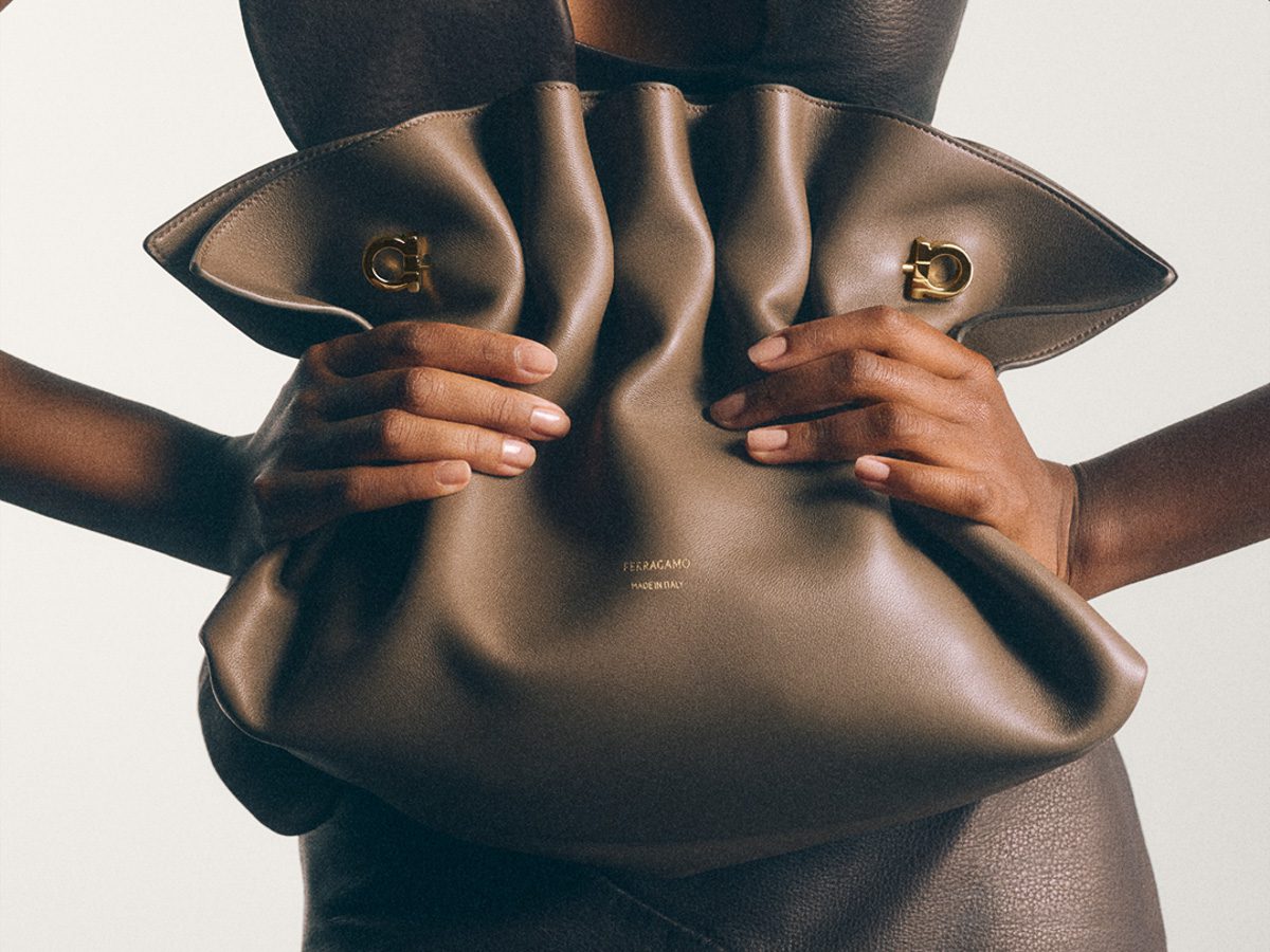 Le sac Gucci Horsebit Chain célèbre le 70e anniversaire du symbole emblématique 10 svg+xml;charset=utf