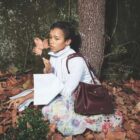 De Madrid-tas: Jonathan Andersons laatste meesterwerk voor Loewe 6 LOEWE SS25 DAVID SIMS CAMPAIGN TAYLOR RUSSELL SRGB CROPPED 2250X3000 05