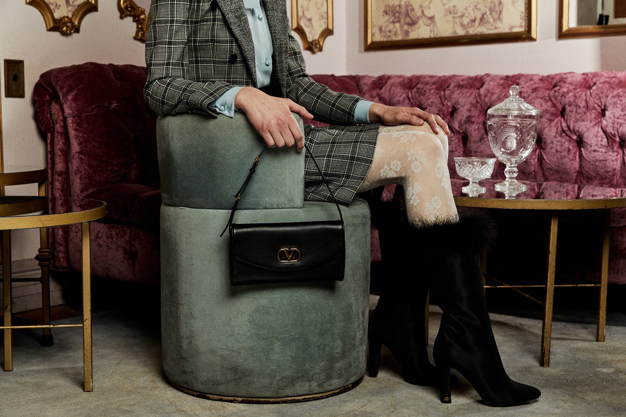 Chanel Herbst 2025: Ikonische Taschen im Coco-Chanel-Stil 31 svg+xml;charset=utf