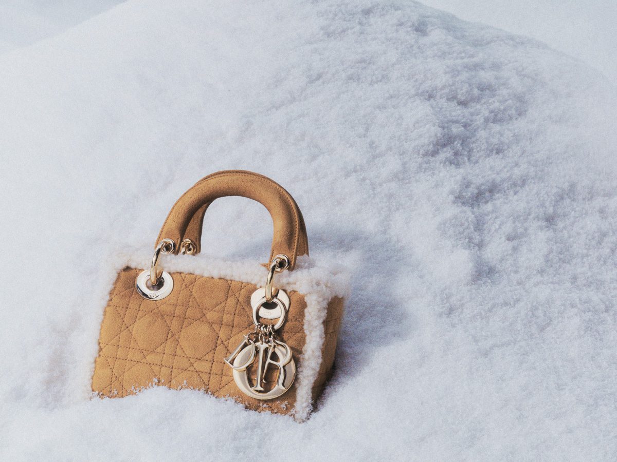 Top 10 der zeitlosen Dior-Taschen 5 svg+xml;charset=utf